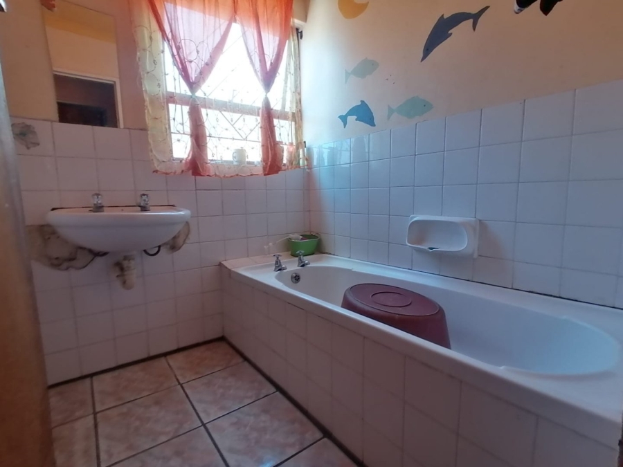  Bedroom Property for Sale in Scottsdene Western Cape